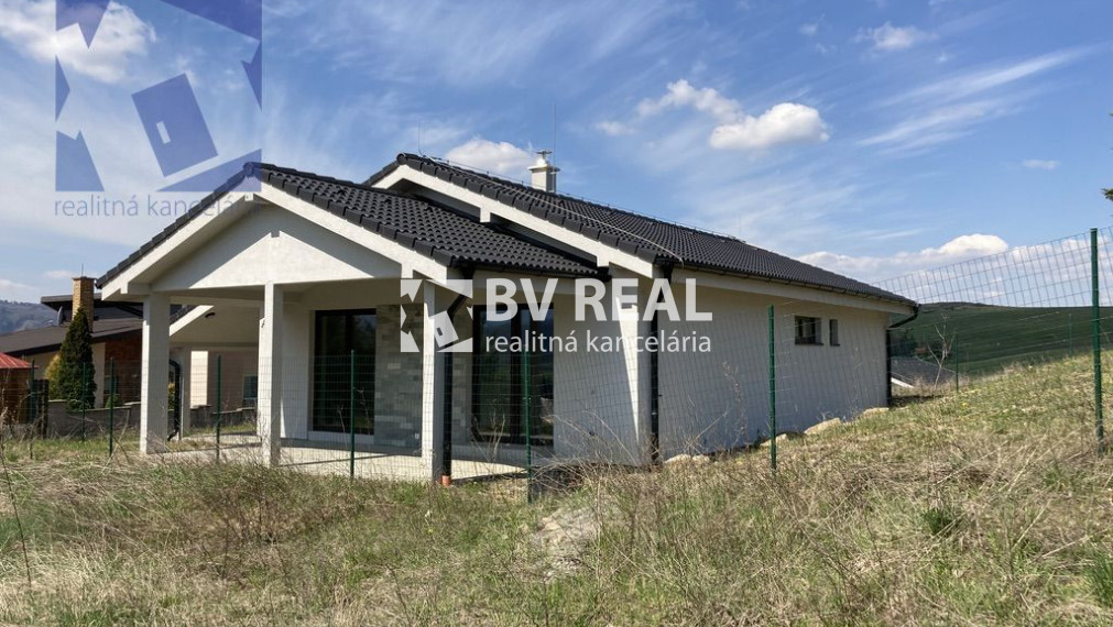 BV REAL Na predaj rodinný dom 498 m2 Ráztočno FM1356